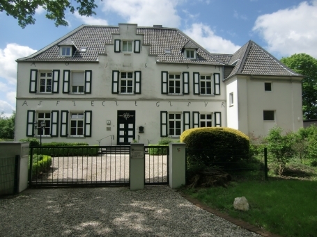 Emmerich-Hochelten : Freiheit, ehem. Stiftsgebäude, dieses Gebäude diente als Wohnung der Gräfinnen und Äbtissinnen.